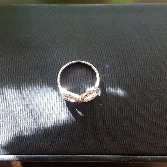 925 Sterling Silver Infinity Ring 🌙 - Picture 3 of 3